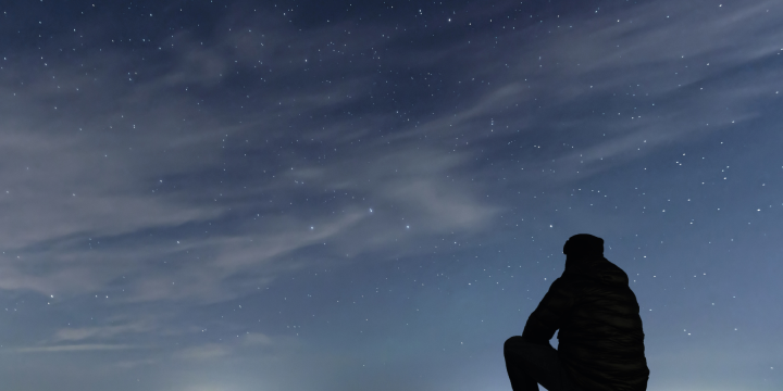 Nakts debesu brīnumi: kā novērot un baudīt zvaigžņu vērošanu